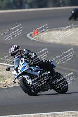 media/Sep-20-2025-TrackDaz (Sat) [[27f0cde673]]/C Group/1040am (Turn 3)/